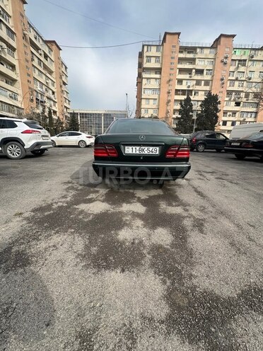 Mercedes E 240 2000, 346,000 km - 2.4 l - Bakı