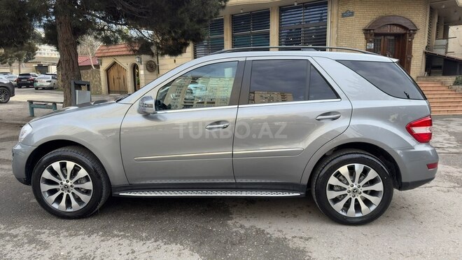 Mercedes ML 350 4MATIC 2010, 186,765 km - 3.5 л - Bakı