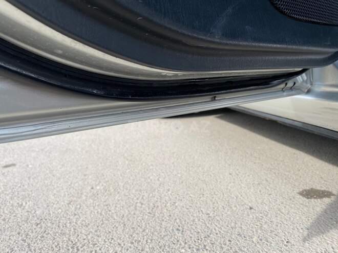Toyota Corolla 2005, 305,400 km - 1.4 l - Bakı