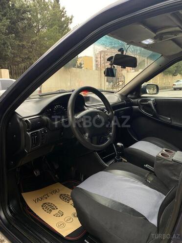 Opel Astra-9