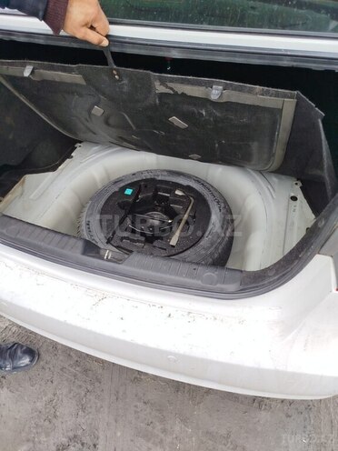 Hyundai Elantra 2007, 192,000 km - 2.0 l - Ucar