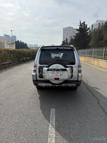Mitsubishi Pajero 2008, 290,121 km - 3.0 l - Bakı