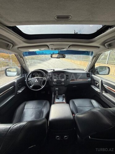 Mitsubishi Pajero 2008, 290,121 km - 3.0 l - Bakı