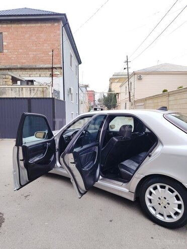 Mercedes C 230 2000, 210,198 km - 2.3 l - Bakı