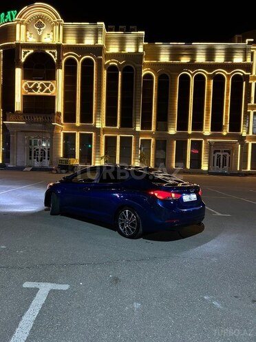 Hyundai Elantra 2015, 207,580 km - 1.8 l - Bakı