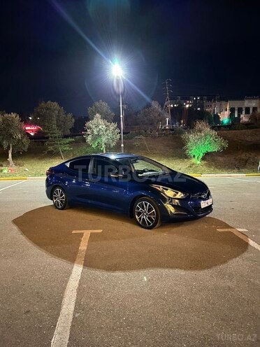 Hyundai Elantra 2015, 207,580 km - 1.8 l - Bakı