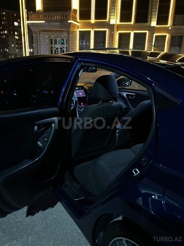 Hyundai Elantra 2015, 207,580 km - 1.8 l - Bakı
