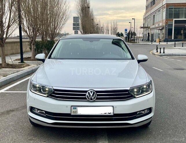Volkswagen Passat 2016, 175,000 km - 1.8 l - Bakı