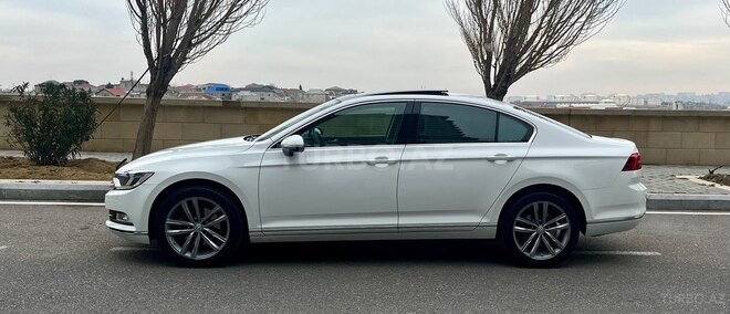 Volkswagen Passat 2016, 175,000 km - 1.8 l - Bakı