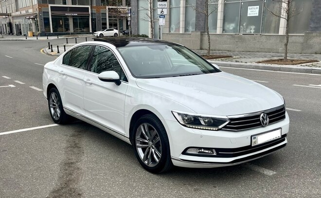 Volkswagen Passat 2016, 175,000 km - 1.8 l - Bakı
