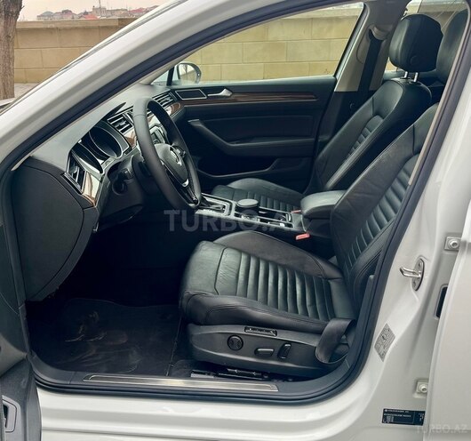 Volkswagen Passat 2016, 175,000 km - 1.8 l - Bakı
