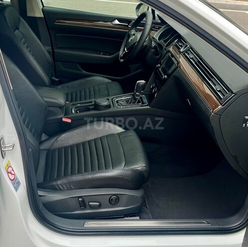 Volkswagen Passat 2016, 175,000 km - 1.8 l - Bakı
