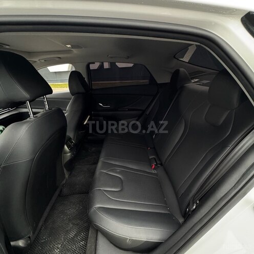 Hyundai Elantra 2025, 17,000 km - 1.5 l - Bakı
