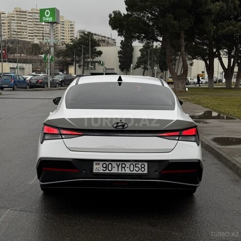 Hyundai Elantra 2025, 17,000 km - 1.5 l - Bakı