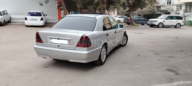 Mercedes C 180-8