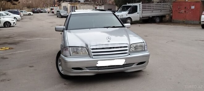 Mercedes C 180-7