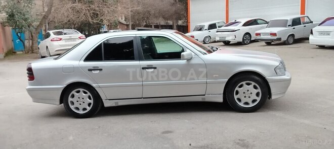 Mercedes C 180-12