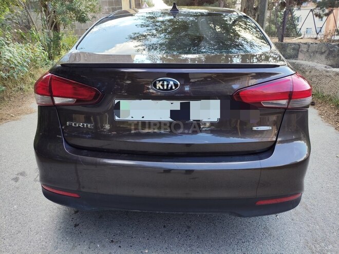 Kia Forte-2