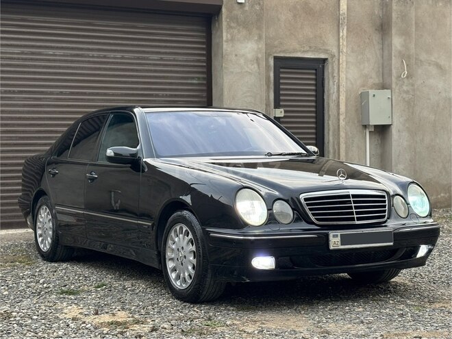 Mercedes E 320 2002, 389,800 km - 3.2 l - Bakı