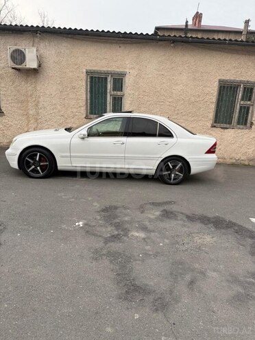 Mercedes C 240 2001, 457,050 km - 2.6 l - Sumqayıt