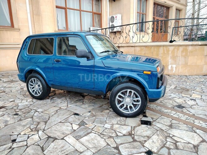 LADA (VAZ) Niva 2015, 145,000 km - 1.7 l - Tovuz