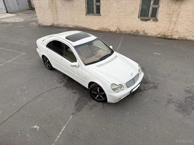 Mercedes C 240 2001, 457,050 km - 2.6 l - Sumqayıt
