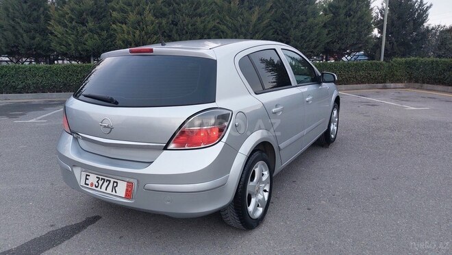 Opel Astra 2008, 271,500 km - 1.4 l - Şəki