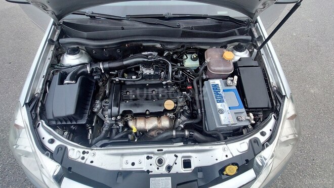 Opel Astra 2008, 271,500 km - 1.4 l - Şəki
