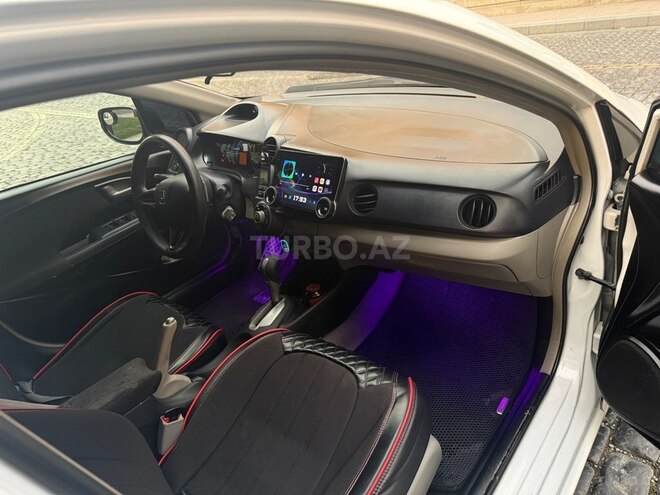 Honda Insight-14