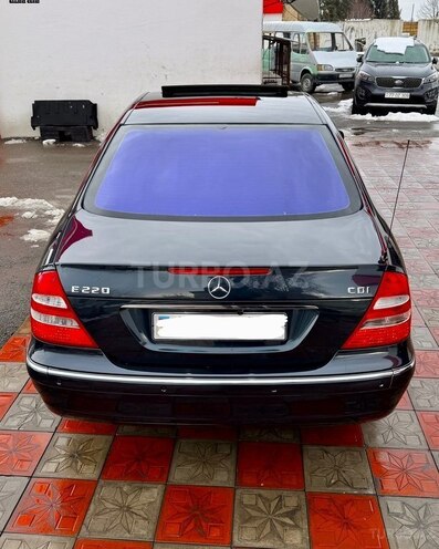 Mercedes E 220 2007, 320,000 km - 2.2 l - Masallı