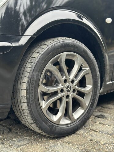 Mercedes  2010, 519,210 km - 2.1 l - Bakı