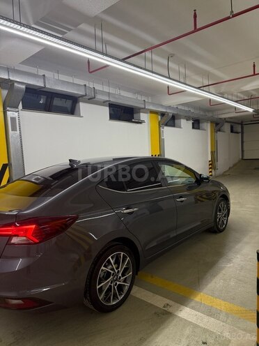 Hyundai Elantra 2019, 73,600 km - 2.0 l - Bakı