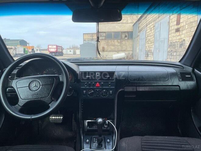 Mercedes C 220 1998, 324,567 km - 2.2 л - Sumqayıt