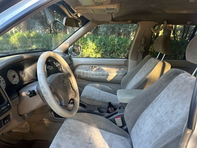 Nissan Pathfinder 2001, 296,000 km - 3.3 l - Bakı