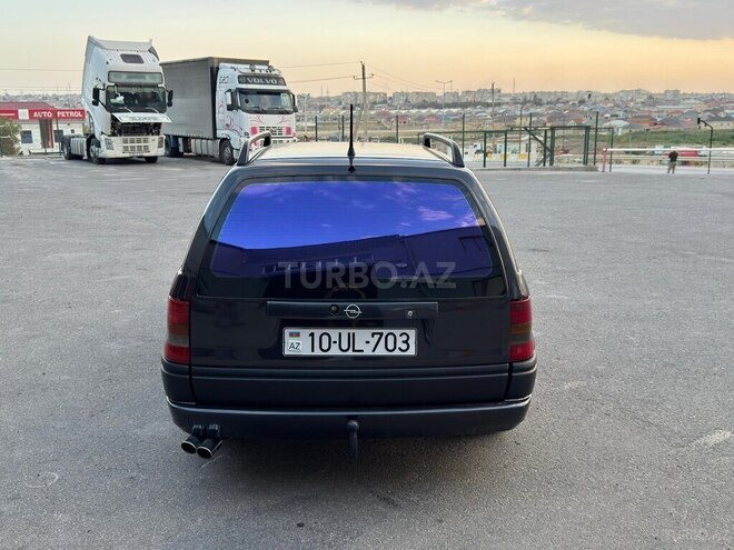 Opel Astra-4