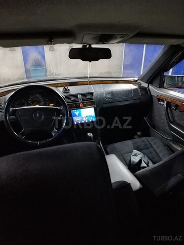 Mercedes C 230 1996, 278,179 km - 2.3 l - Gəncə