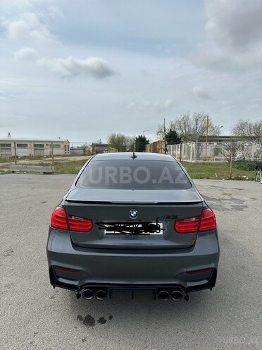 BMW 330 2015, 220,000 km - 2.0 l - Bakı