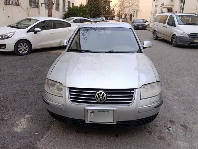 Volkswagen Passat 2004, 330,000 km - 1.8 l - Bakı