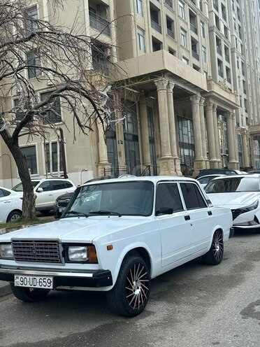 LADA (VAZ) 2107 2005, 220,000 km - 1.6 л - Bakı