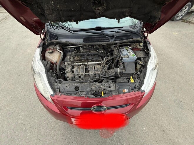 Ford Fiesta-10