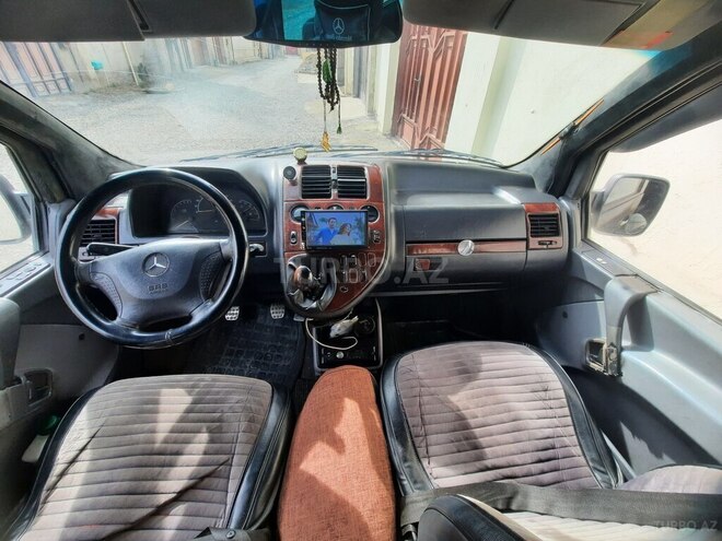 Mercedes  2001, 428,756 km - 2.1 л - Bakı