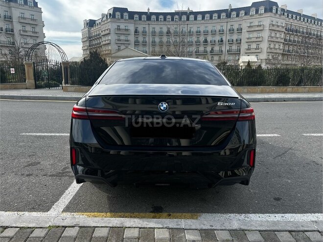 BMW 530e-2