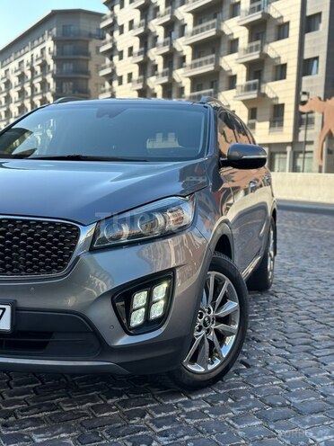 Kia Sorento-2
