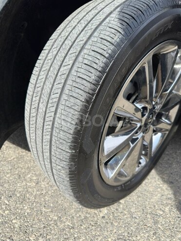 Kia Sorento-19