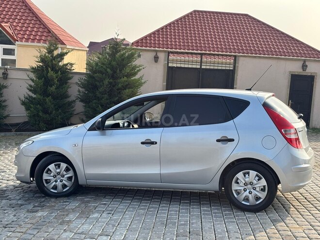 Hyundai i30-2