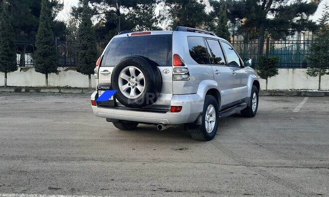 Toyota Land Cruiser Prado 2005, 267,000 km - 4.0 л - Quba
