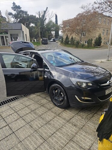 Opel Astra 2016, 280,000 km - 1.6 l - Bakı