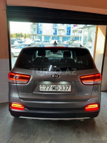 Kia Sorento-4