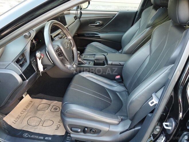 Lexus ES 300h 2021, 131,300 km - 2.5 л - Bakı