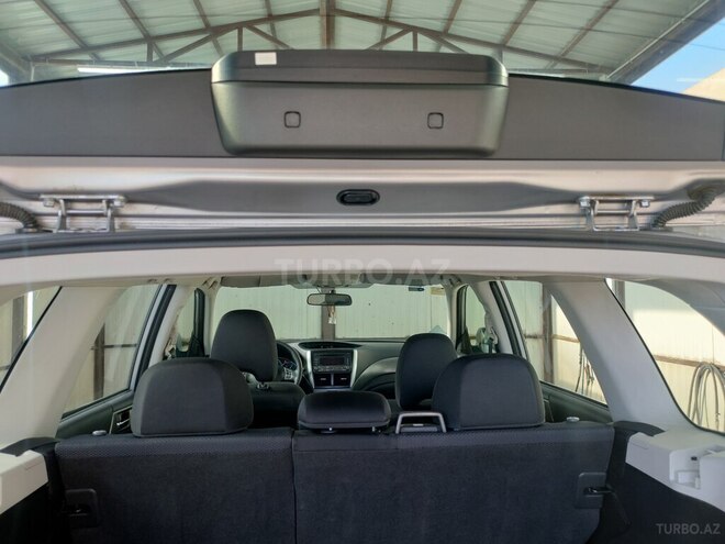 Subaru Forester-11